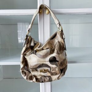 Coach Shoulder bag beige
